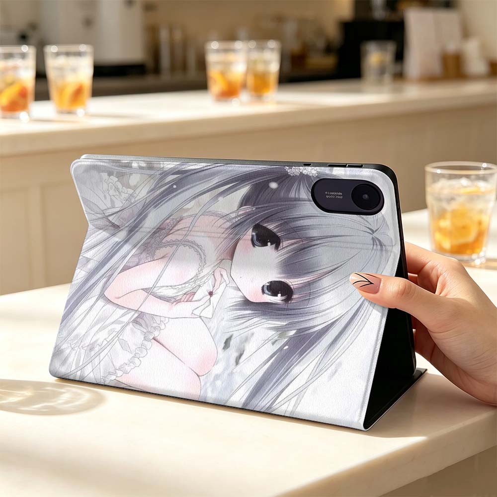 アニメ風のかわいい女の子デザインのタブレットケース。Xiao - Cool Tablet Accessories のレビューと価格